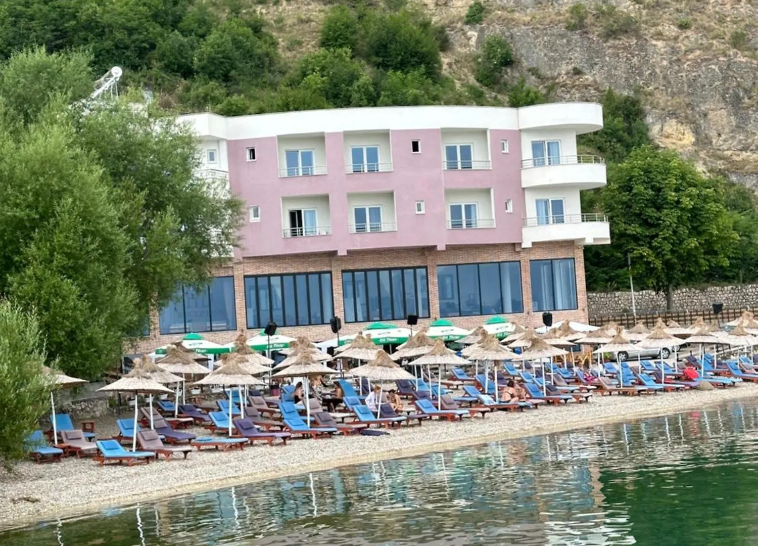 Hotel Demoli 포그라데츠 0*,  알바니아