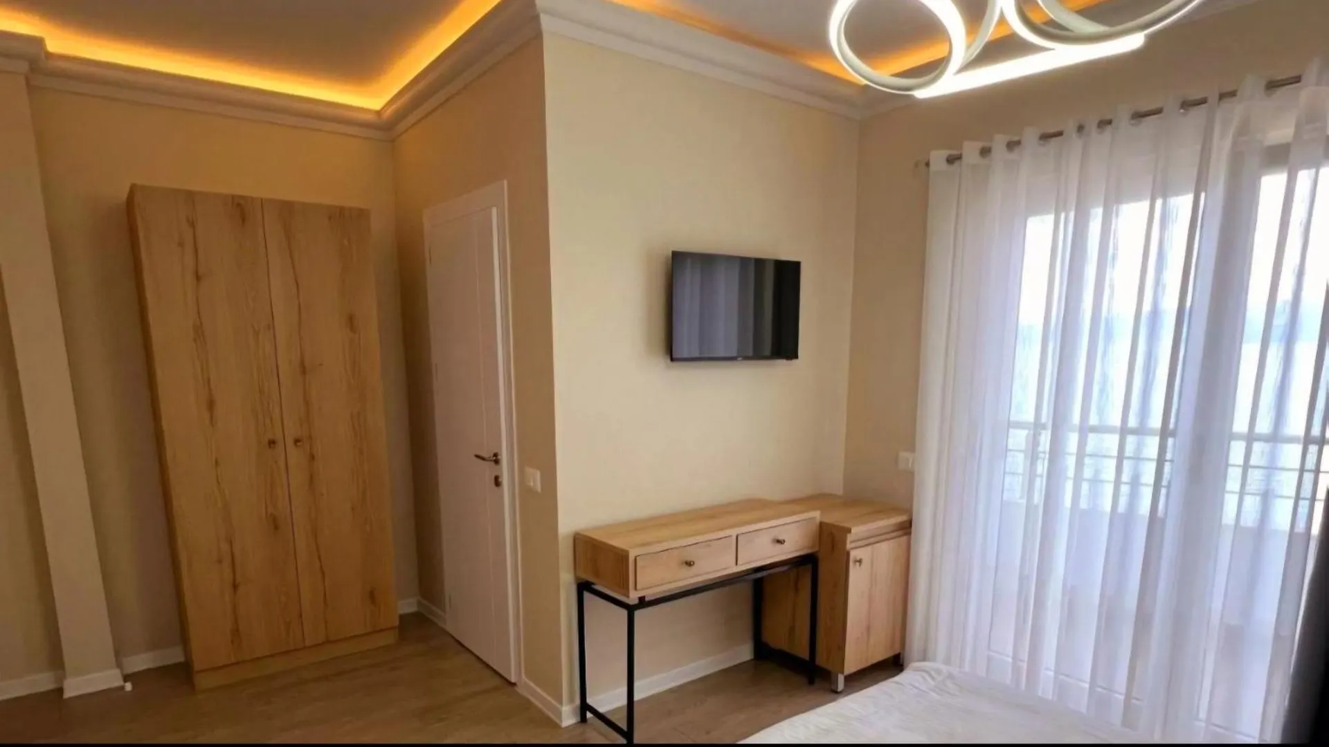 Hotel Demoli Pogradec 0*,  Albania