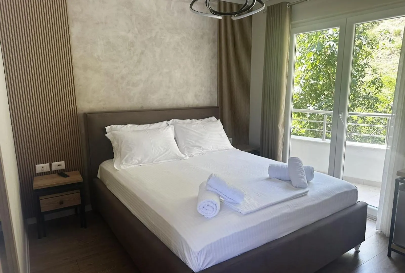 Hotel Demoli 포그라데츠 알바니아