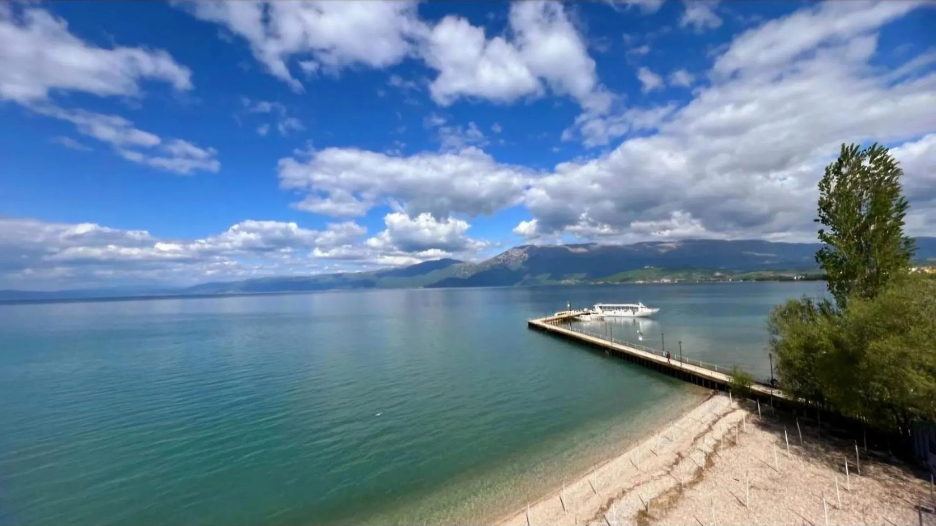 Hotel Demoli Pogradec Albania